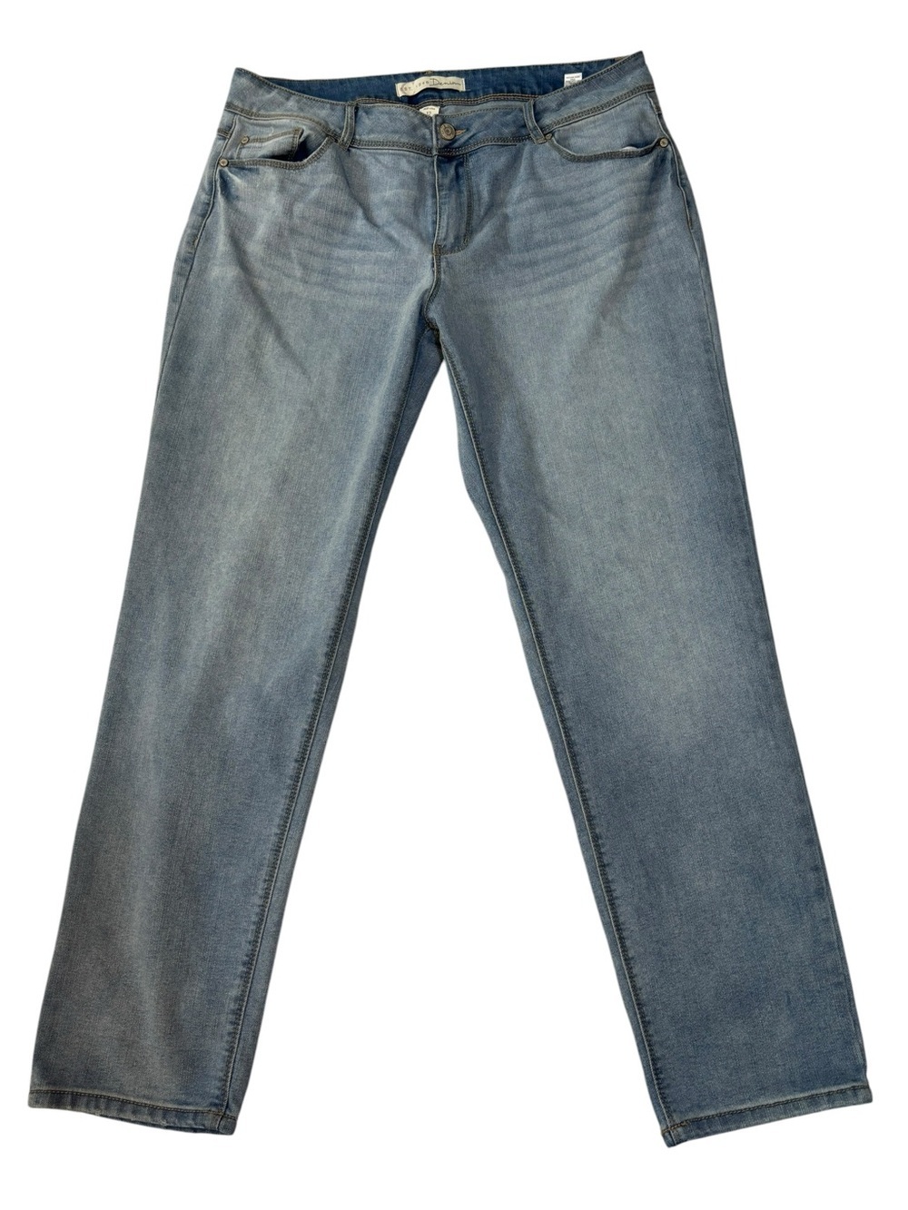 Cato Denim, C EST. 1946 Light Blue Mid-Rise Jeans, Size 12